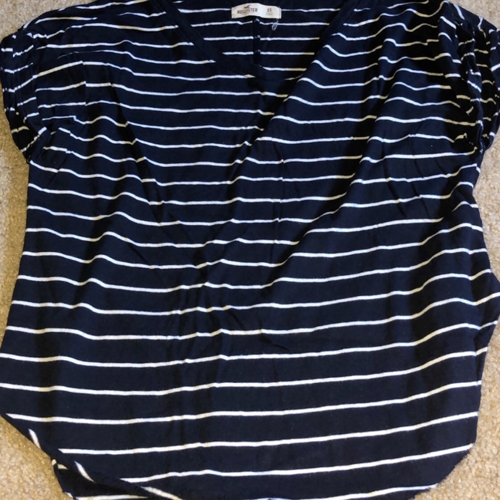 Hollister shirt